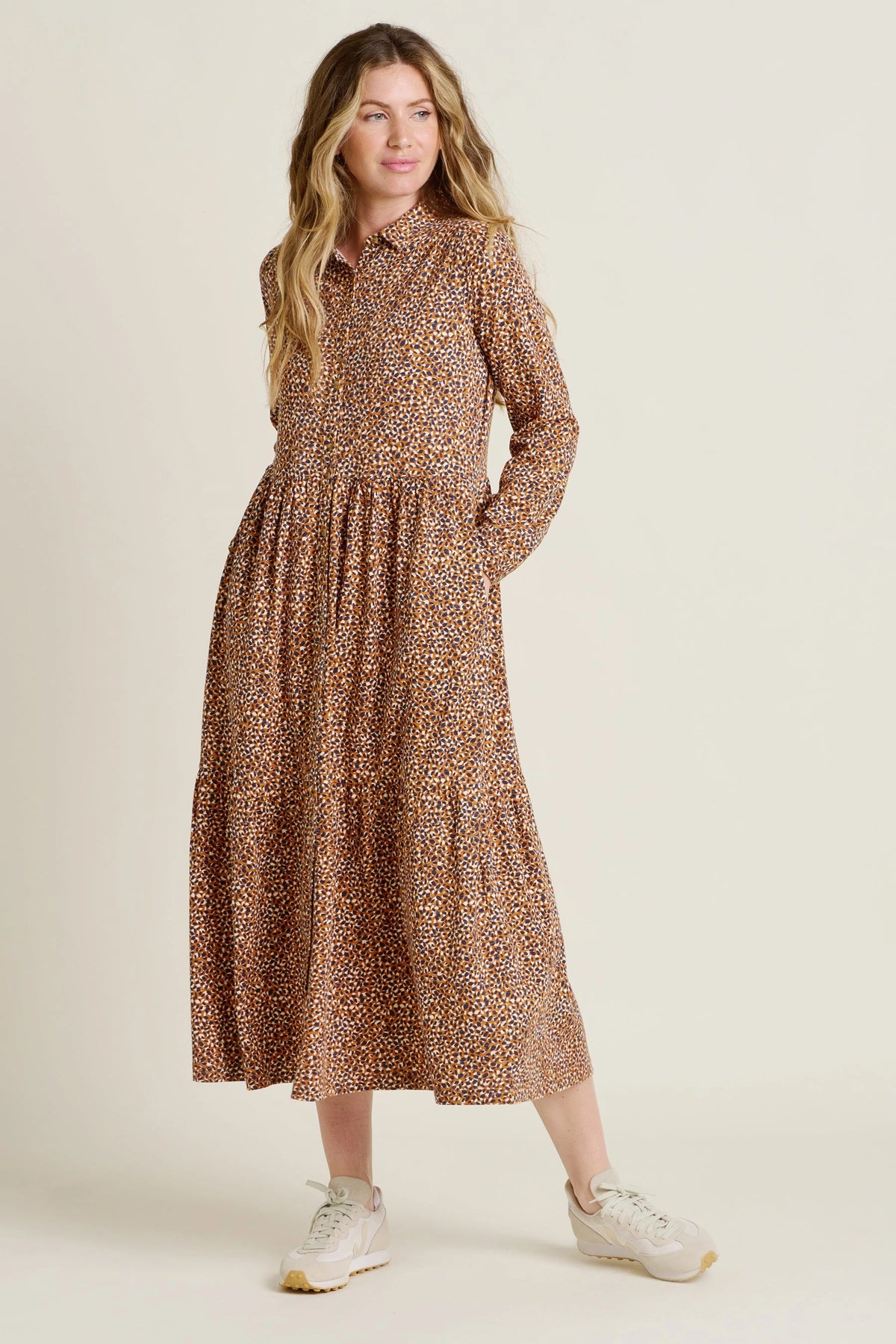 Painted Spot Maxi Dress — gallery_01.webp