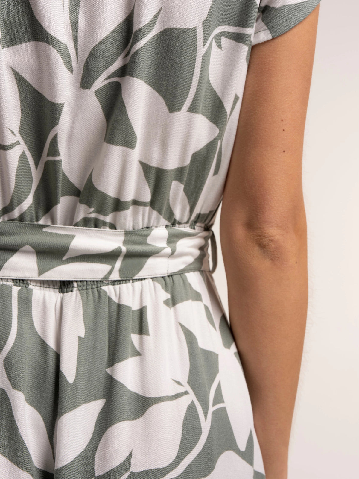 Aime Printed Viscose Knee Length Dress — gallery_05.webp